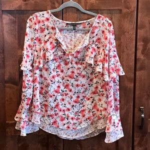 White House Black Market Floral Top Size 6